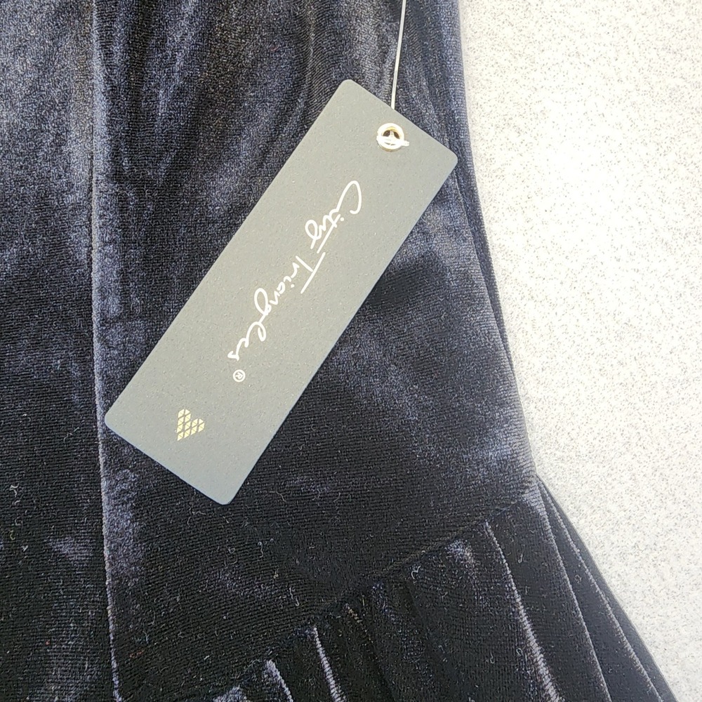 City Triangles Black Velvet Bubble Hem Dress Pearl Button Mini Cocktail Womens M - Picture 11 of 13